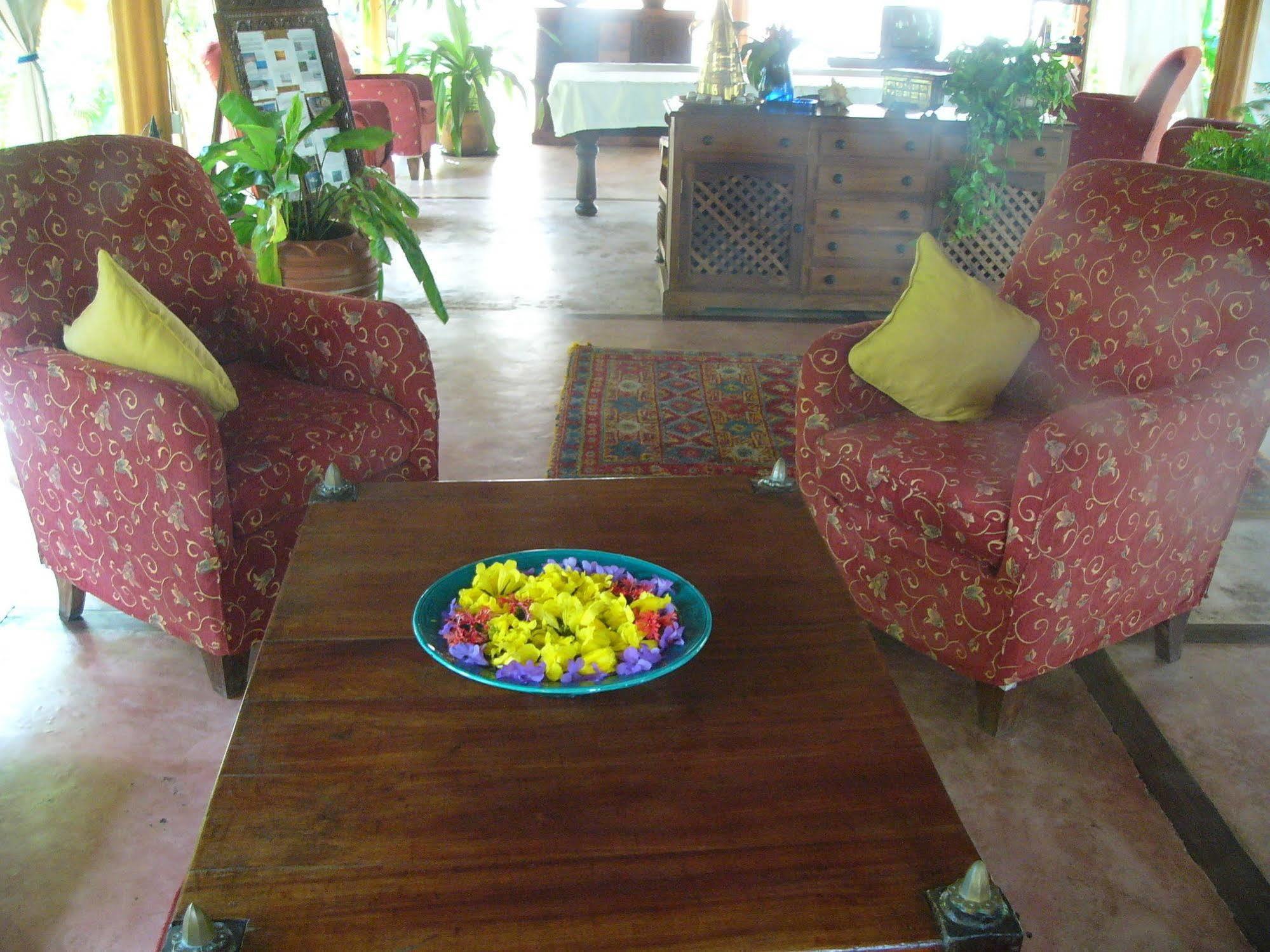 Utende Kinasi Lodge מראה חיצוני תמונה